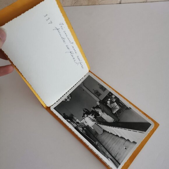 1961 Wedding Photos Kodak Yellow Album Prints Quebec Mariage - Picture 5 of 6